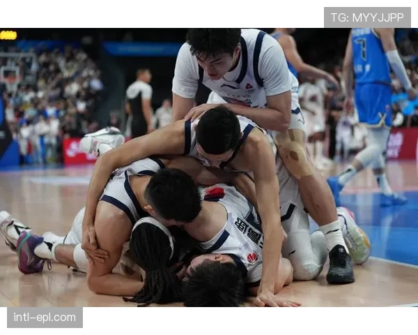 【2026年4月CBA联赛·非赛事·群众体育CBA球星走进北京社区,与业余篮球联赛冠军进行友谊赛 【2026年4月CBA联赛·非赛事·群众体育CBA球星走进北京社区,与业余篮球联赛冠军进行友谊赛